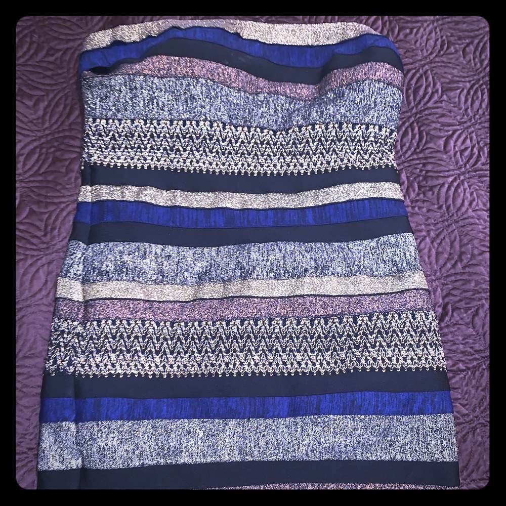 STRAPLESS COCKTAIL DRESS